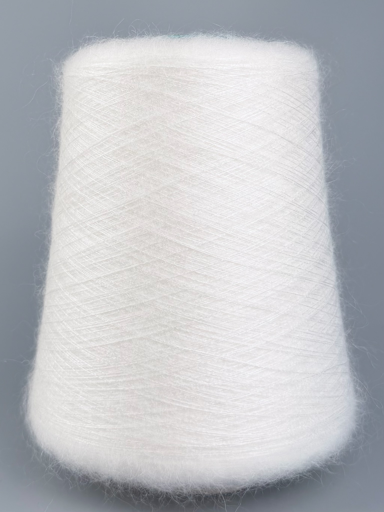 Sesia Manifattura Art. Nude Nm 27000 – Filato in Super Kid Mohair col. Bianco ottico 5151 foto 2